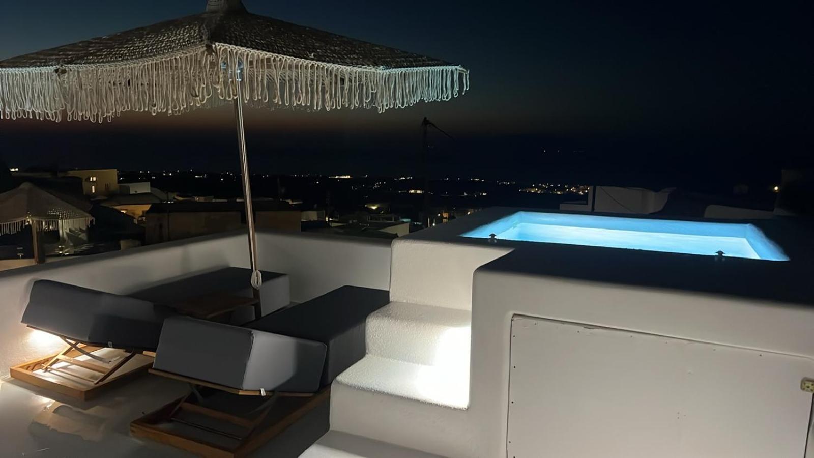 Oinos Luxury Suites Foinikiá Zewnętrze zdjęcie