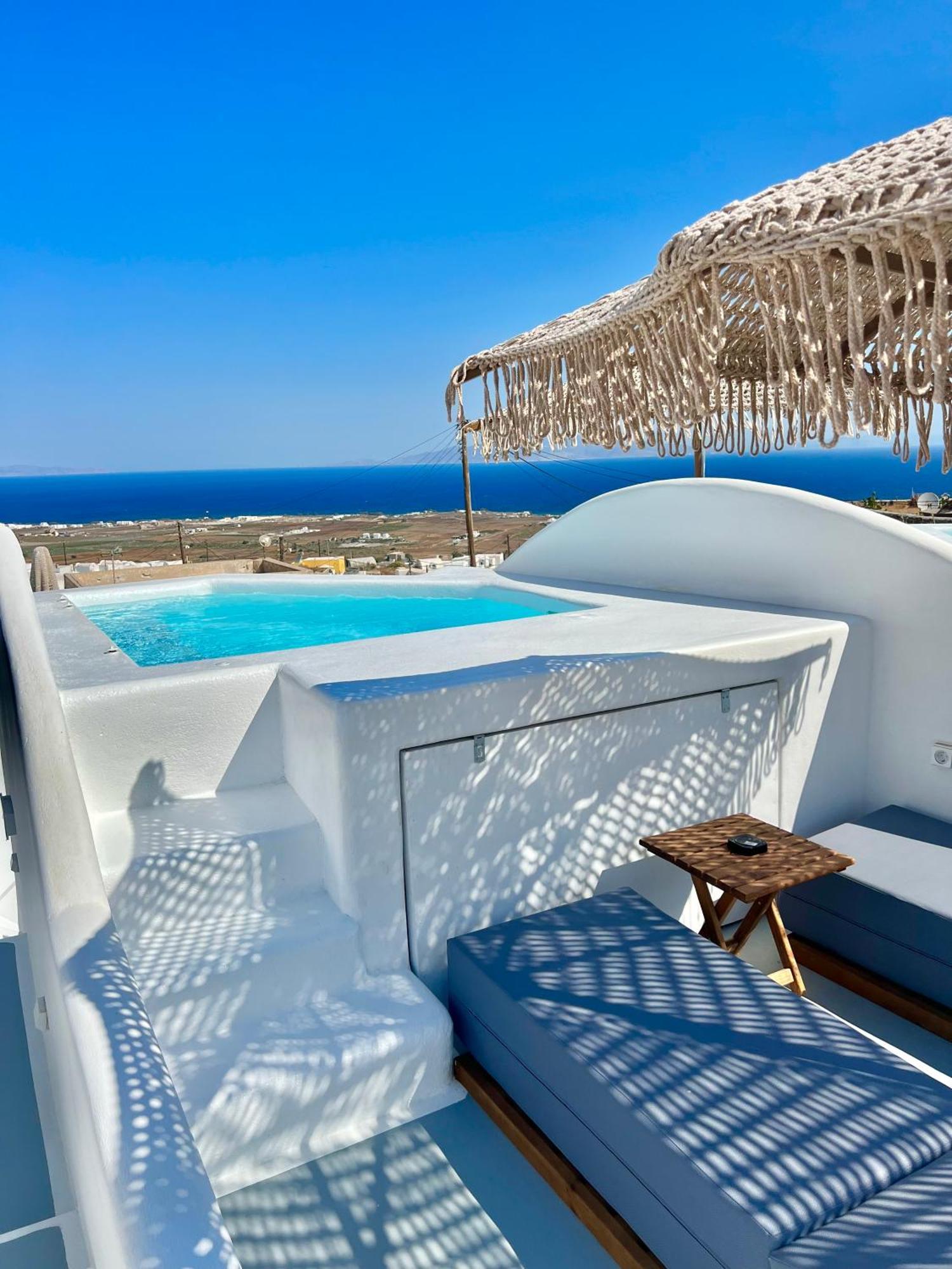 Oinos Luxury Suites Foinikiá Zewnętrze zdjęcie
