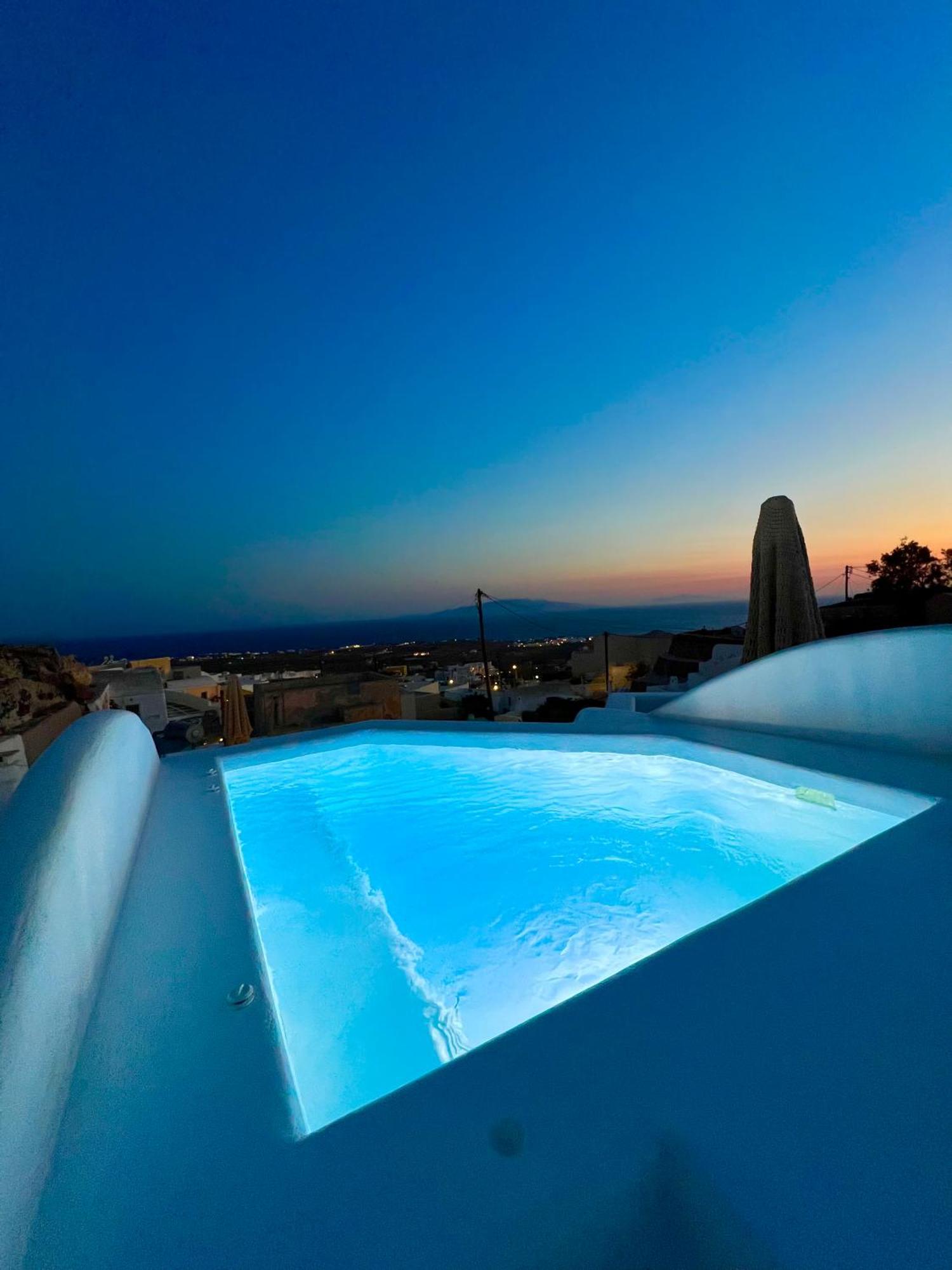 Oinos Luxury Suites Foinikiá Zewnętrze zdjęcie